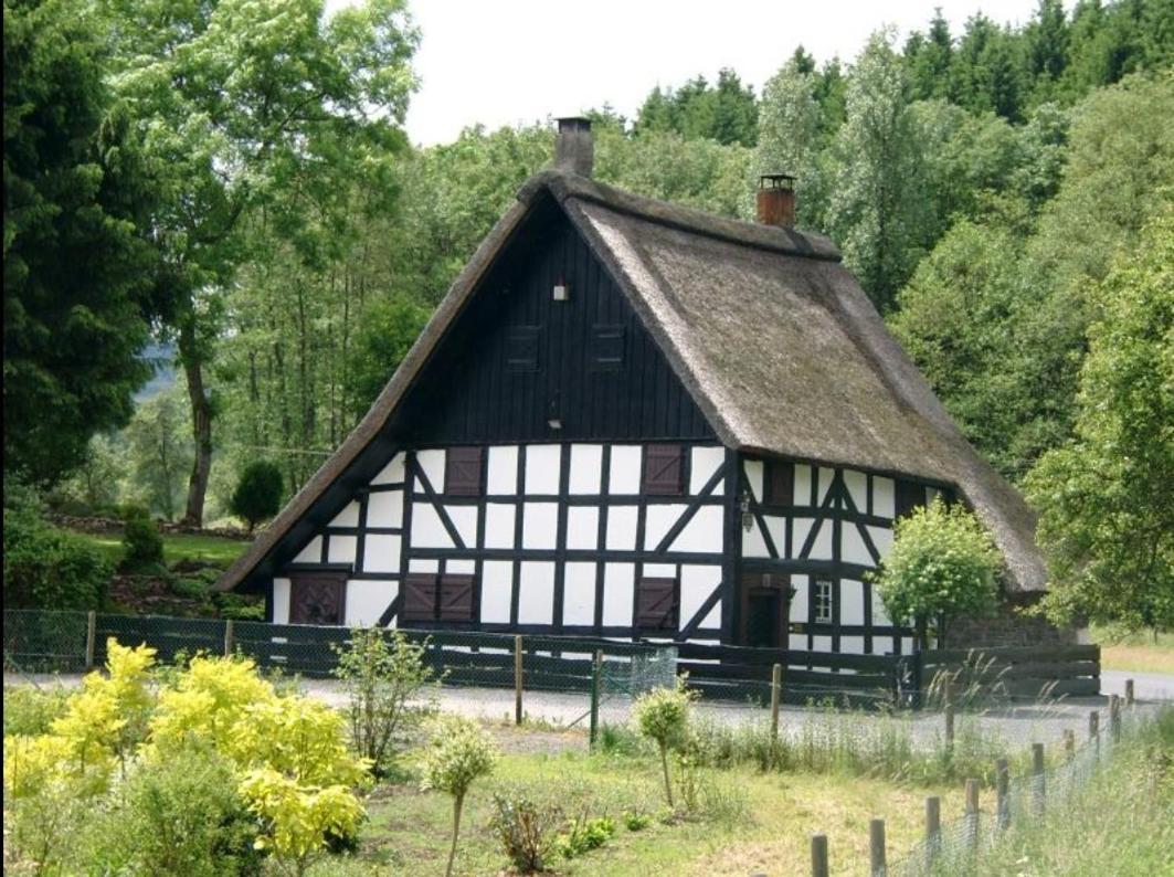Ferienwohnung Fitness Entspannung Sauna Im Westerwald Derschen Zewnętrze zdjęcie